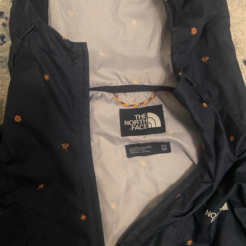 The North Face Navy Pullover Jacket - image 3